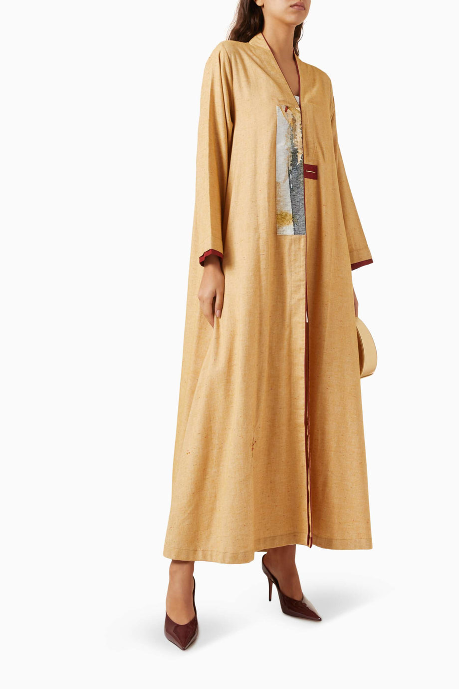 Modern ve Şık Art Patch Abaya ile Zarif Gücünüzü Yansıtın