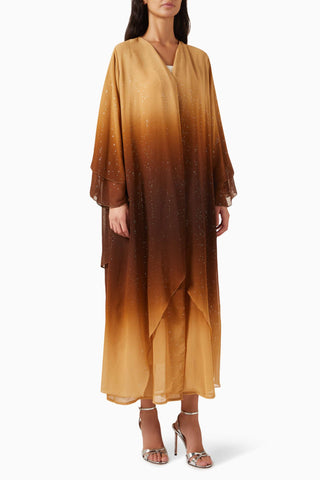Işıltılı Dikişli Abaya Zamanın Ötesinde Şıklık ve Rahatlık Sunuyor