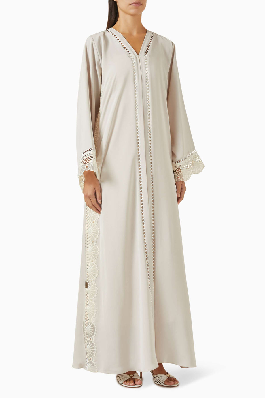 Dantel Detaylı Abaya Zarif Tasarım ile Günlük ve Resmi Şıklık için Ideal