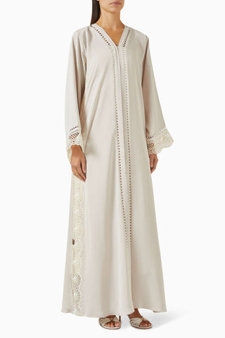 Dantel Detaylı Abaya Zarif Tasarım ile Günlük ve Resmi Şıklık için Ideal