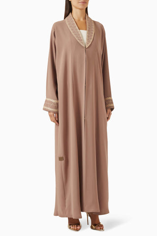 İşlemeli Şifon Abaya ile Günlük Şıklığınızı Artırın ve Zarif Kombinler Yaratın