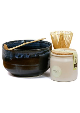 Platin Matcha Çay Seti, Organik Japon Seremonisi Tozu, Uji’den Elle Toplanmış Matcha, El Yapımı Kase, Bambu Süpürge ve Kaşık