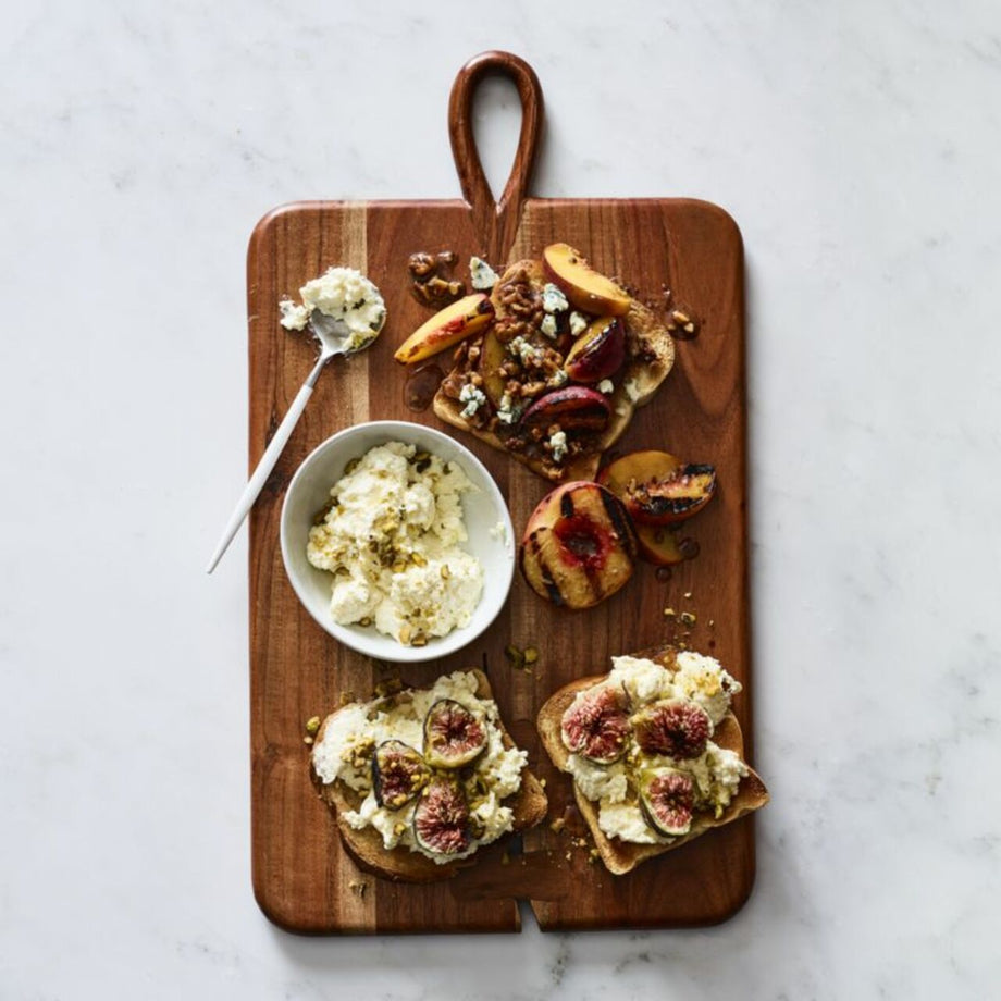 Küçük Akasya Tahtası, El Yapımı Ahşap İşçilik ve Şık Detaylar