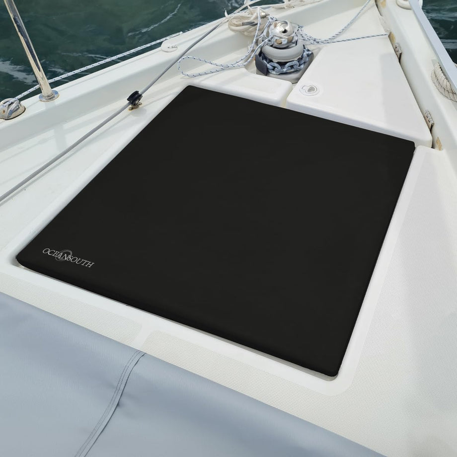 Lewmar Yelkenli Gömme Ambar Kapak Brandası, 69,6 x 69,6 cm, 340g/m² Atlas Marine Kumaş, Suya Dayanıklı ve UV Koruma