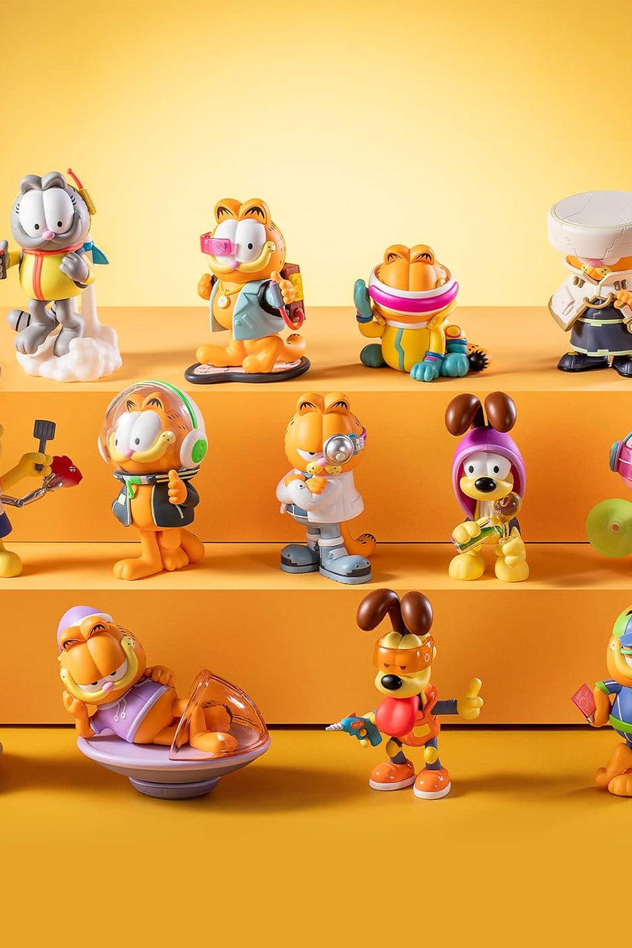 Garfield Future Fantasy Serisi Figürü, Sürpriz Kutu