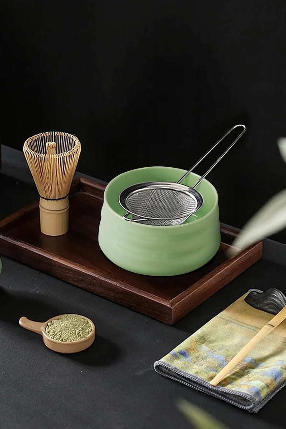 Japon Matcha Çayı Seti 7 Parça – Matcha Çırpıcı, Seramik Kase, Bambu Ölçek ve Diğer Aksesuarlar