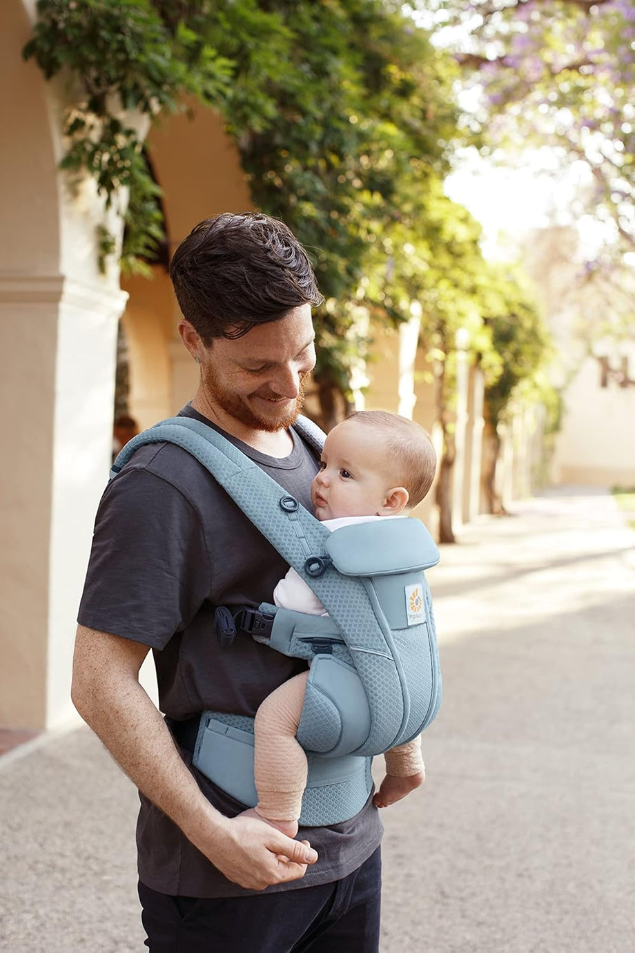 Omni Breeze Bebek Taşıyıcı, Doğumdan 20 kg’a Kadar, 4 Ergonomik Taşıma Pozisyonu,