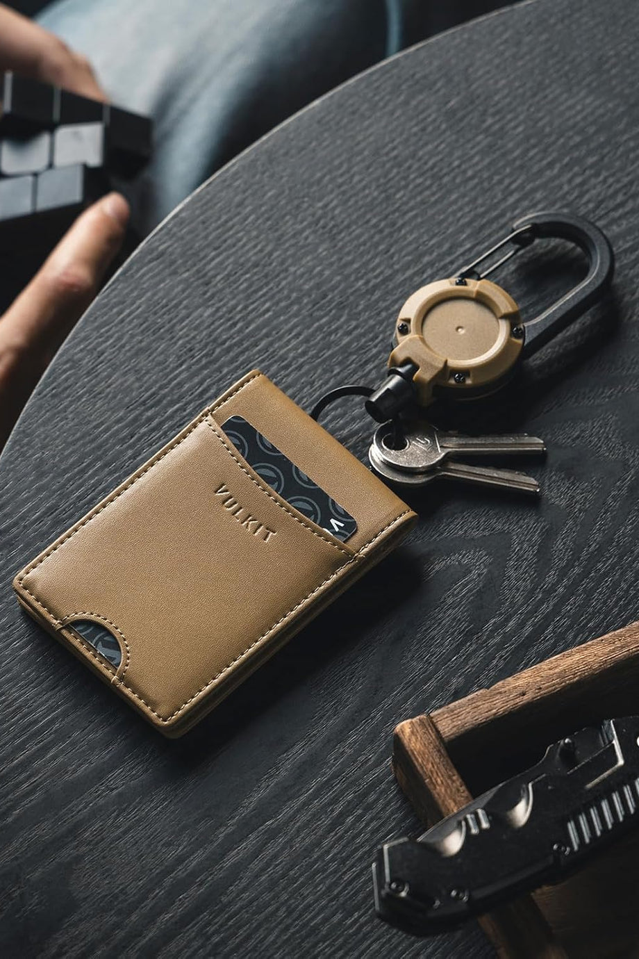 Geri Çekilebilir Klipsli Kimlik Kartı Tutucu, Deri Çift Gözlü Kartlık, 5 Kart Kapasiteli