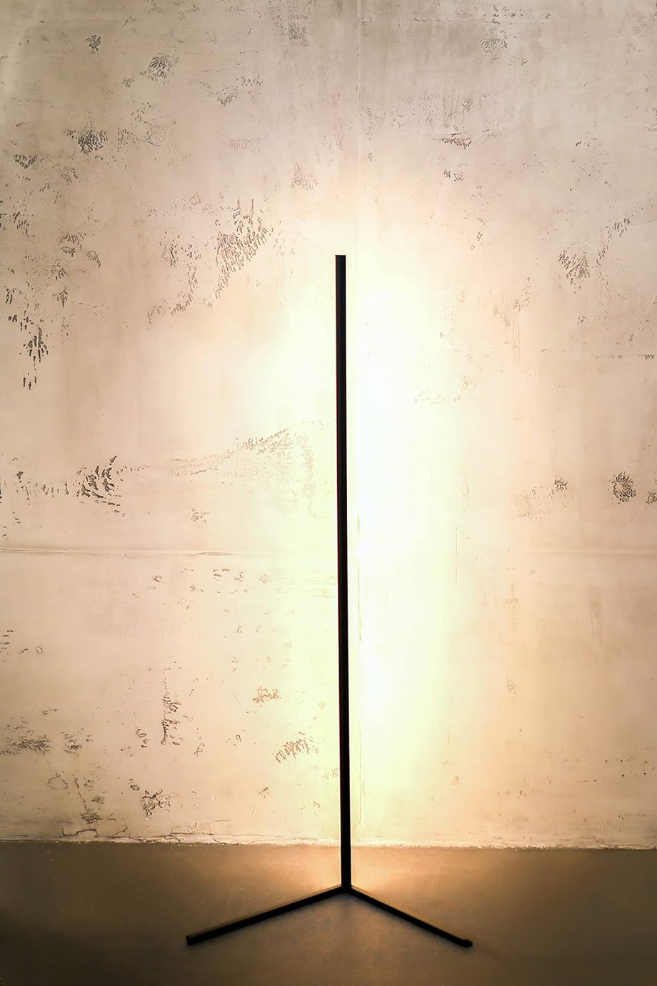 Minimal LED Ayaklı Lamba, Kısılabilir Köşe Lambası, Sıcak Işıklı