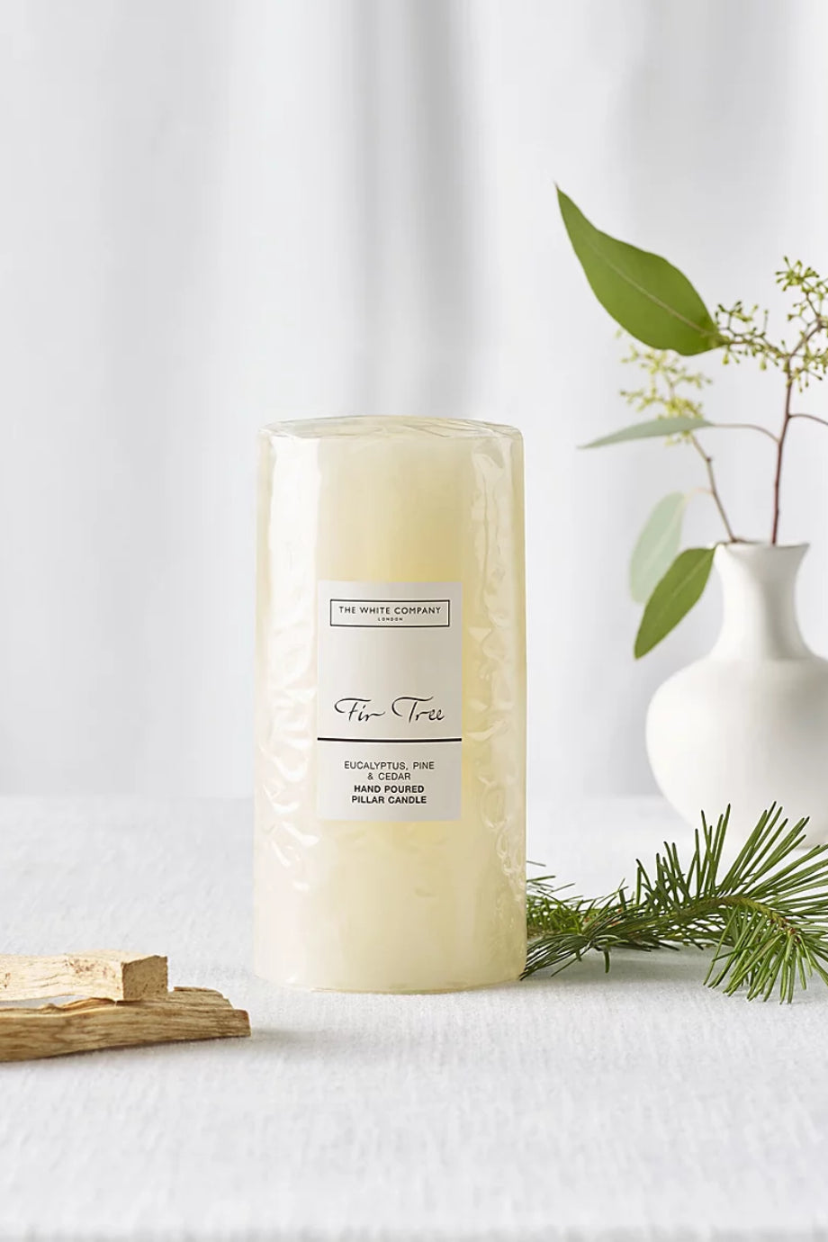 Fir Tree Orta Boy Kokulu Sütun Mum 590 g