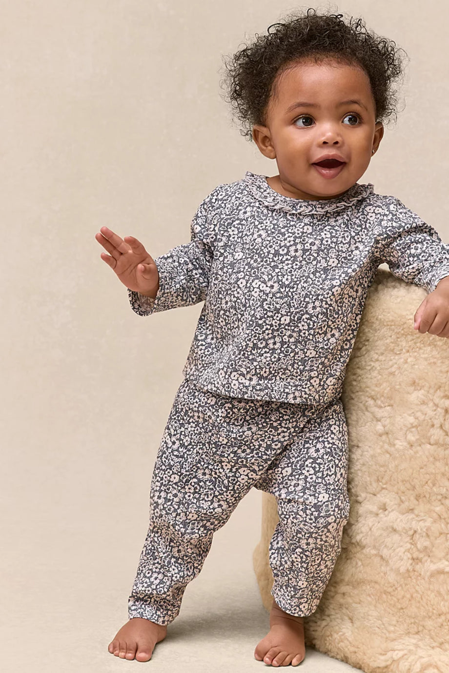 Organik Dokulu Pamuklu Petunya Desenli Bebek Pijama Takımı