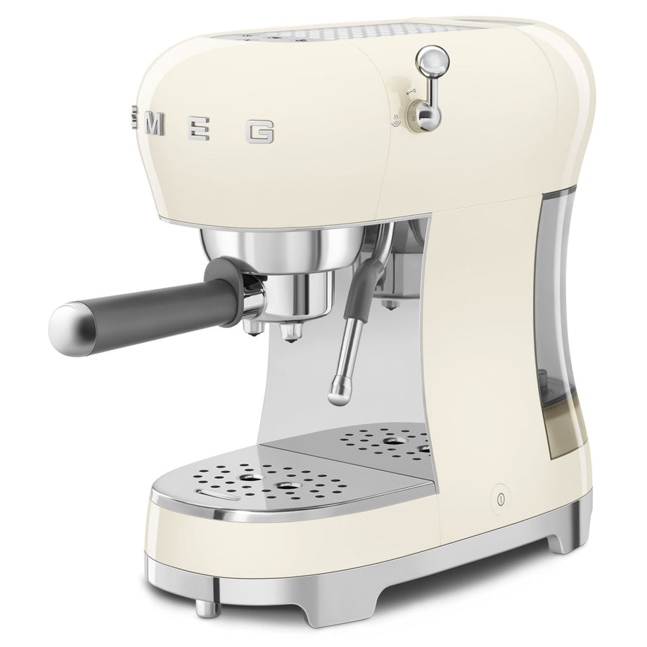 ECF02CREU Espresso Makinesi 15 Bar, 1L Su Haznesi, Buhar Fonksiyonu, 1350W