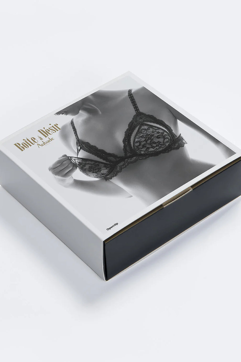 Boîte à Désir Dantel Üçgen Sütyen, Açılır Kapanır Kup Detaylı ve Ayarlanabilir Askılı