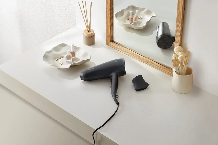 EH-NE85-K825 İyonik Saç Kurutma Makinesi 2300W Hızlı Kurutma Isı Koruma Siyah