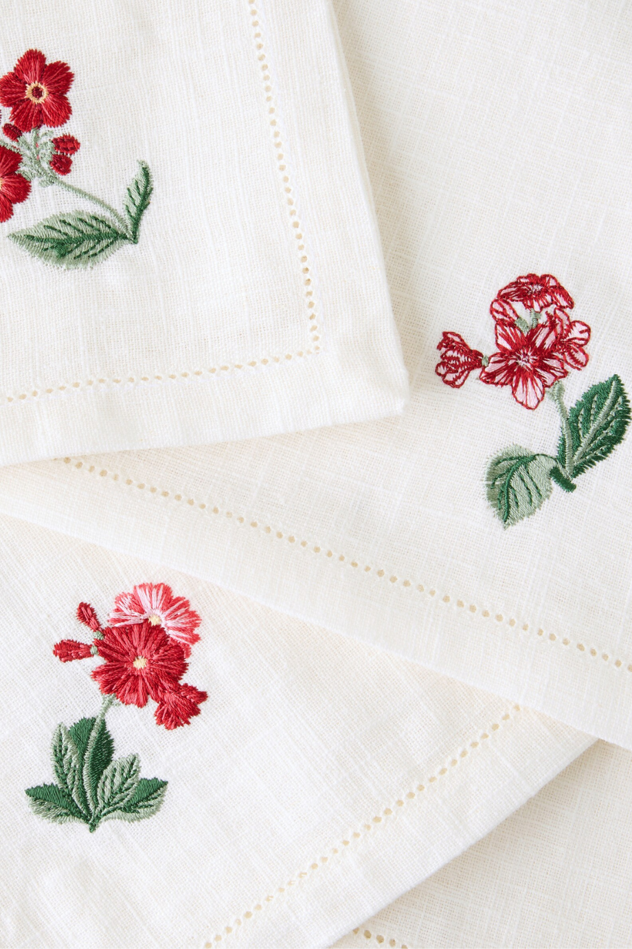 Floral Medley 6’lı Keten, Çiçek Nakışlı Peçete Seti