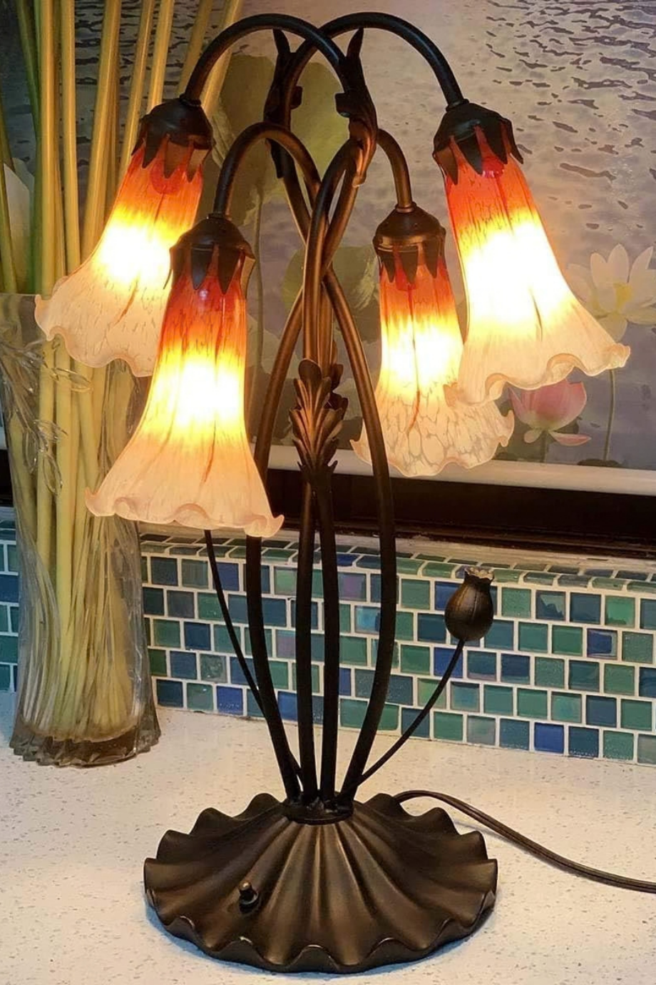 El Yapımı  Lily Flower 4 Işıklı Cam, El İşçiliği Masa Lambası Turuncu