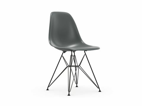 Eames DSR RE Sandalye Geri Dönüşümlü Malzeme, İkonik Tasarım, Dış Mekâna Uygun