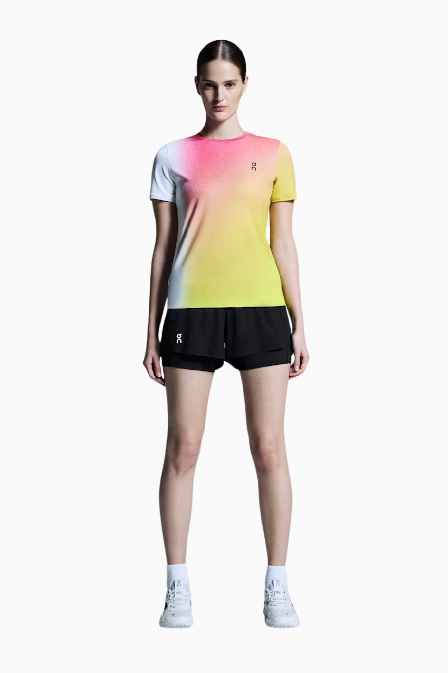 Court-T Hafif ve Şık Kadın Tenis Tişörtü