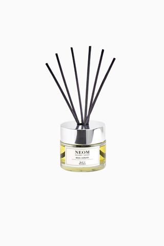 Real Luxury Reed Diffuser 100ml Lavanta, Yasemin ve Brezilya Gül Ağacı Aromalı Oda Kokusu
