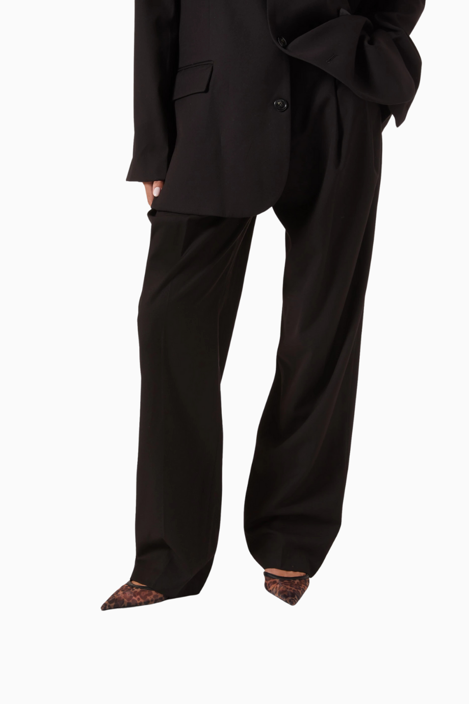 Point-toe 63 Mules, Leopar Desenli Şeffaf Mesh Deri Detaylı, Şık ve Cesur Tasarım