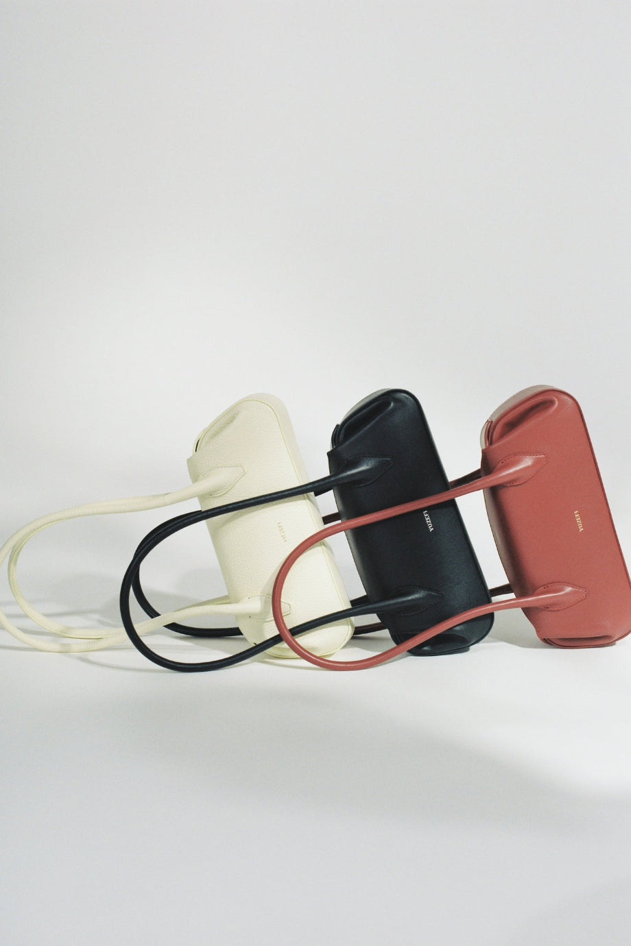 Oyster Mini Shoulder Siyah %100 Deri, Lüks İtalyan Tasarımı Omuz Çantası