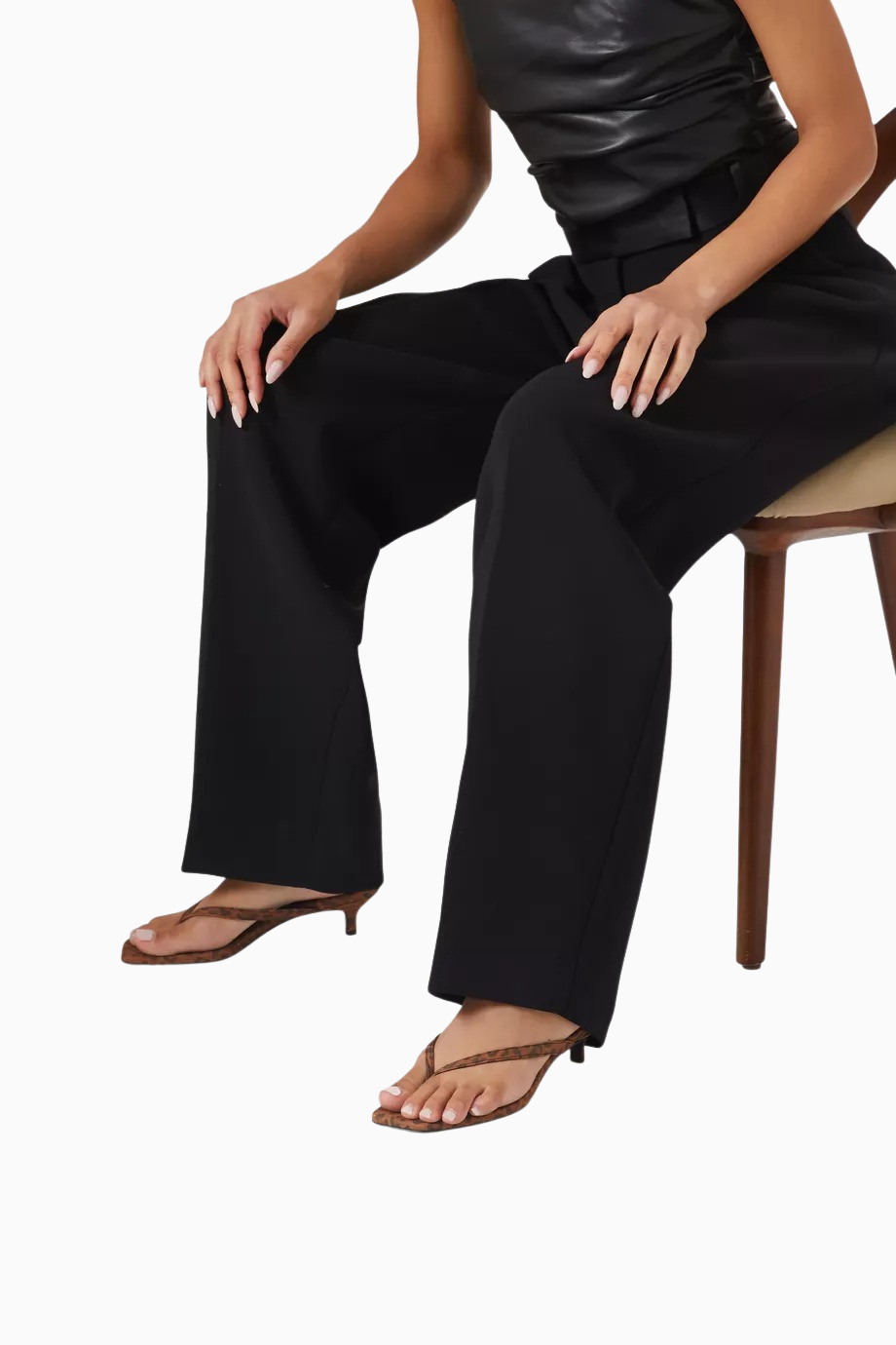 Lara 35 Leopar Desenli Saten Slip-on Mules Logo Detaylı, Zarif ve Modern Tasarım