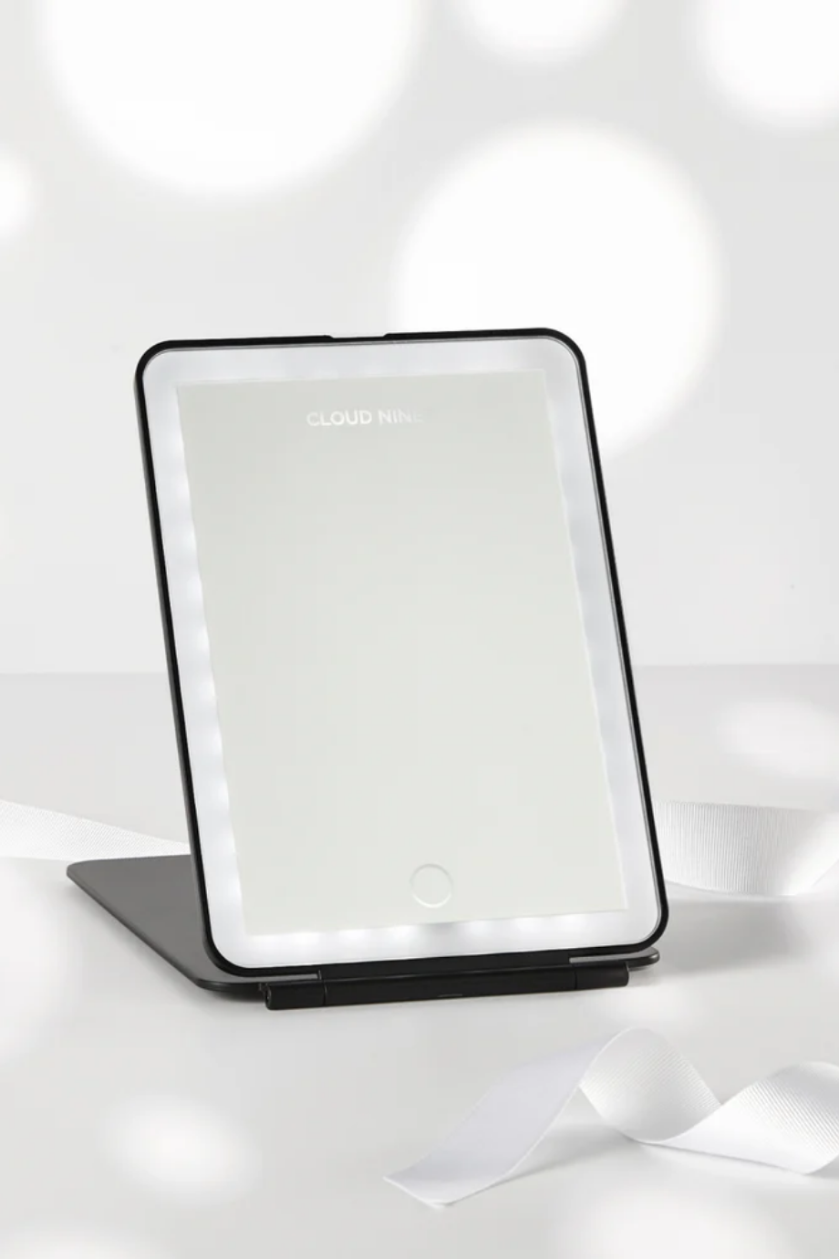 Vanity Makyaj Aynası, 3 LED Işık Ayarı, Şarj Edilebilir ve Seyahat Dostu