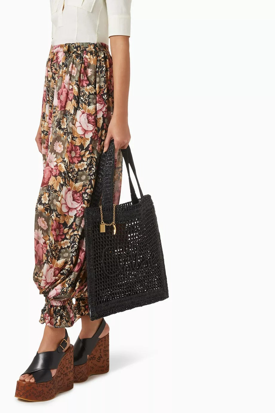 Summer Banana Raffia Tote, Çift Kulplu, İşlemeli Logo ve Altın Tonlu Detaylı Plaj Çantası