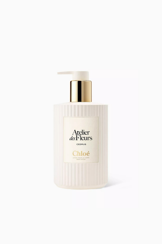 Atelier des Fleurs Cedrus Parfümlü Vücut Losyonu 300ml, Nemlendirici ve Lüks Cilt Bakımı