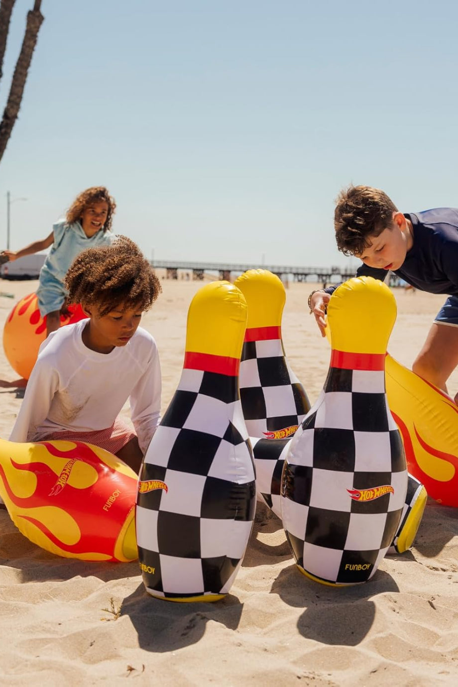 Hot Wheels Şişme Bowling Seti 6 Lobut 1 Top