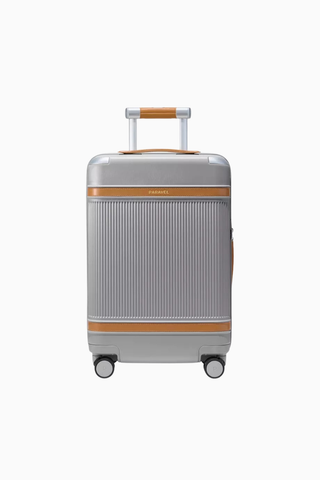 Aviator Carry-On Plus Kabin Boyu Trolley Valiz, Skyline Silver