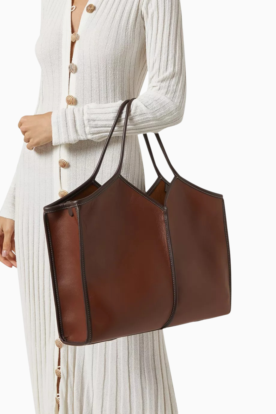 Calella Orta Boy El Yapımı, Yumuşak Dana Derisi Minimalist Tote Çanta