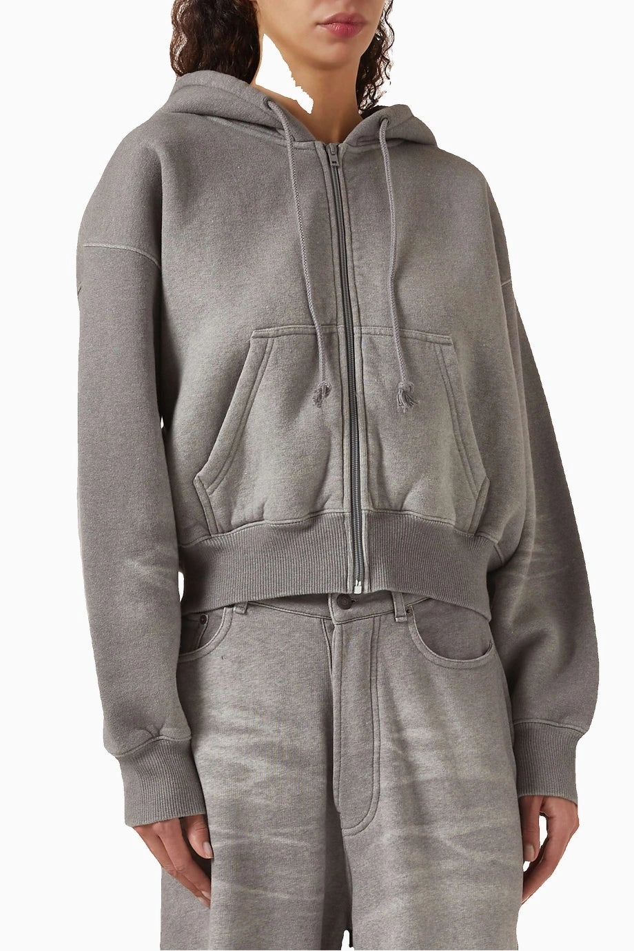 Gri Hoodie Ön Fermuarlı, Konforlu ve Rahat Tasarım