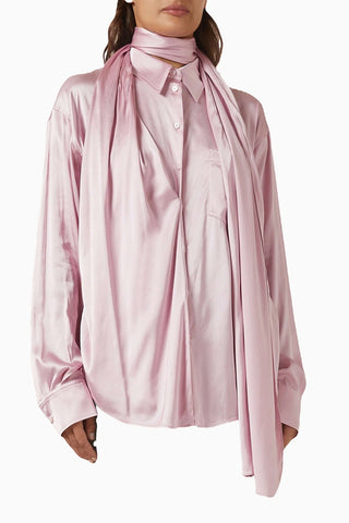 Saten Katmanlı Bluz Butonlu Kapama, Şık Şal Detayı