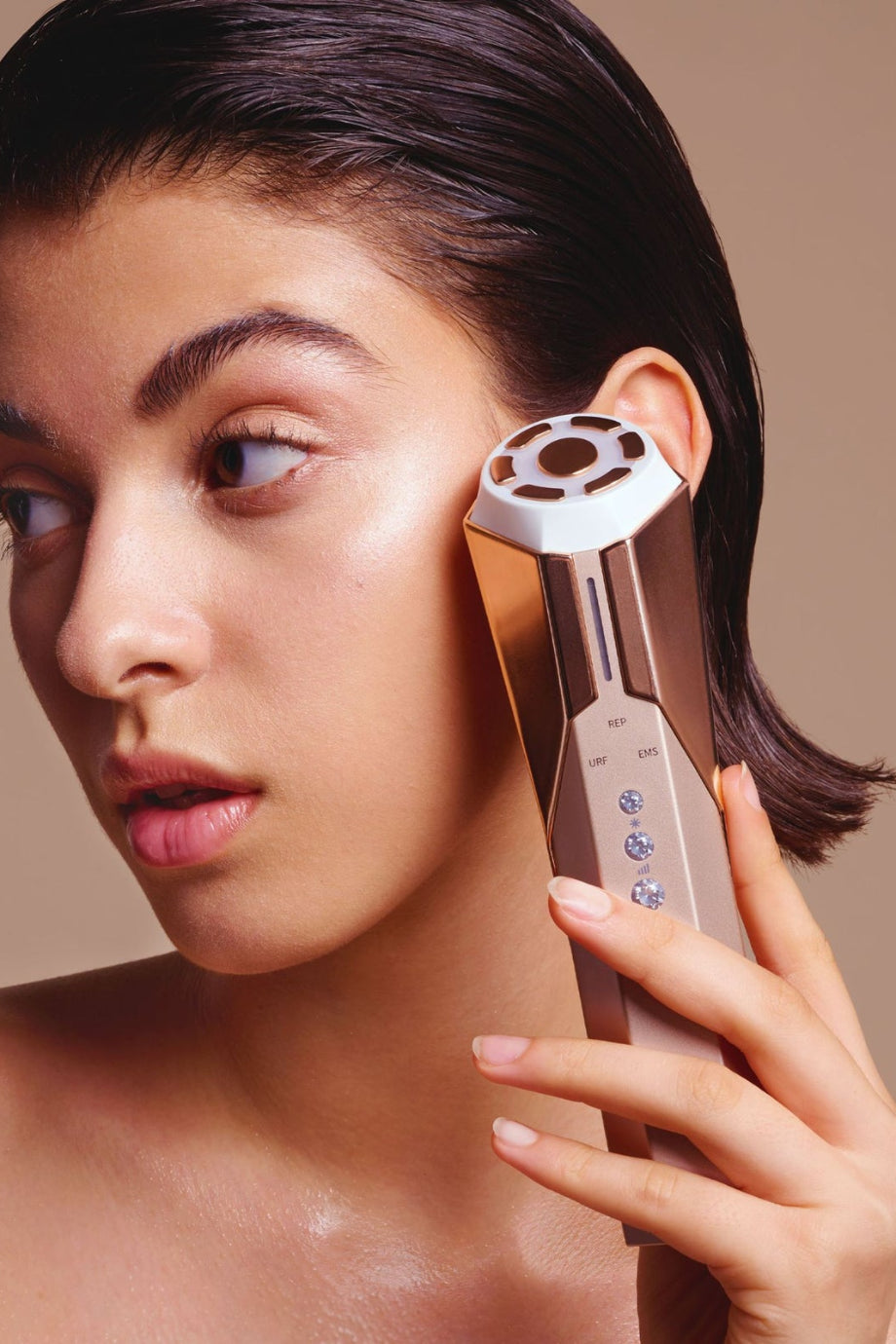 REVA Instant Age Renewal Wand Yüz Sıkılaştırma ve Anti-Aging Cihazı