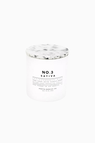 No.3 Sativa Glass Candle 225g, Lüks Mat Beyaz Cam ve Mermer Beton Kapaklı Mum