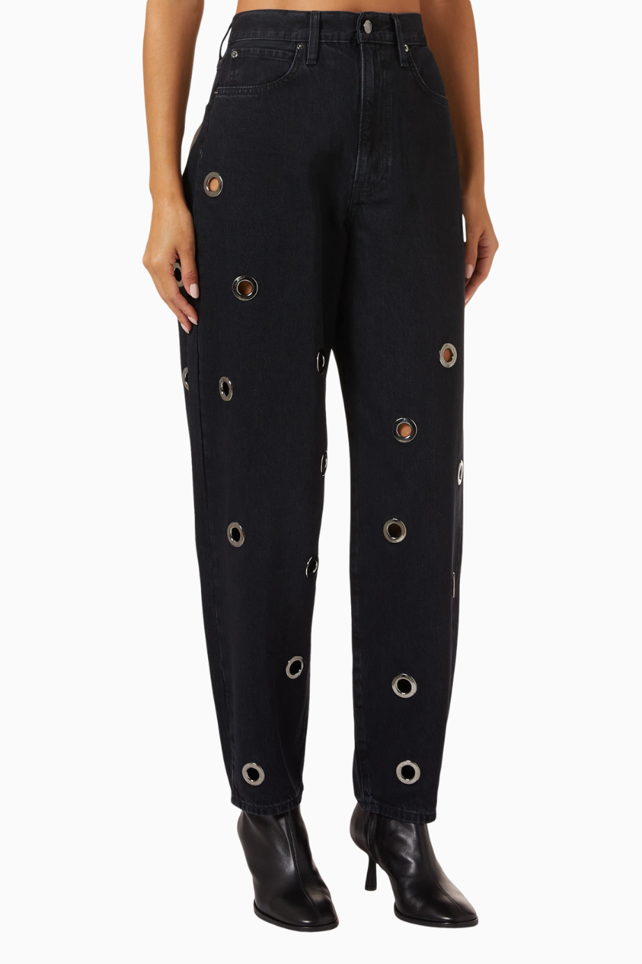 The Narrow Grommet Jean, Organik Denim ve Modern Metal Detaylı Tasarım