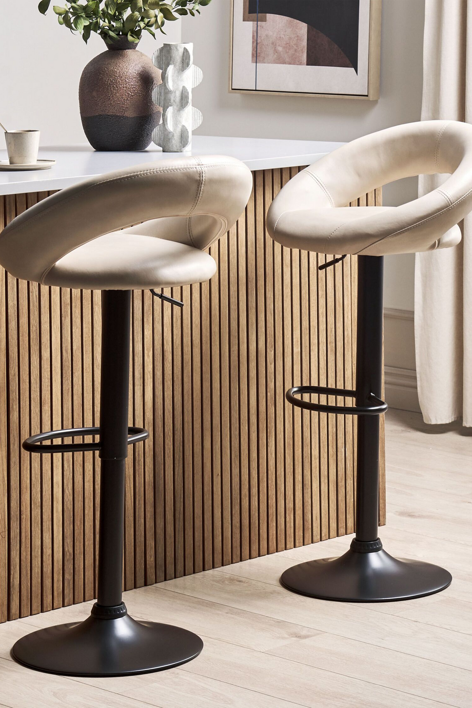 PEORIA 2'li Döner Bar Sandalyesi Seti, Yükseklik Ayarlı, Suni Deri