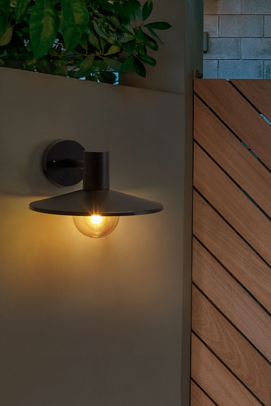 BARALIA Siyah Dış Mekan Duvar Lambası, Dayanıklı Alüminyum, IP44 Su Geçirmez