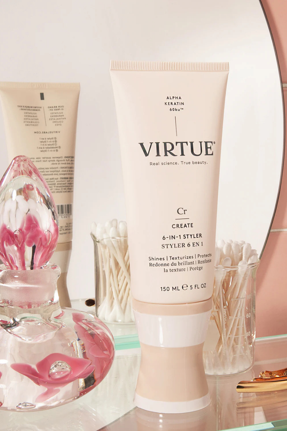 6-in-1 Styler Parlaklık Yenileyen ve Koruyan Saç Serumu